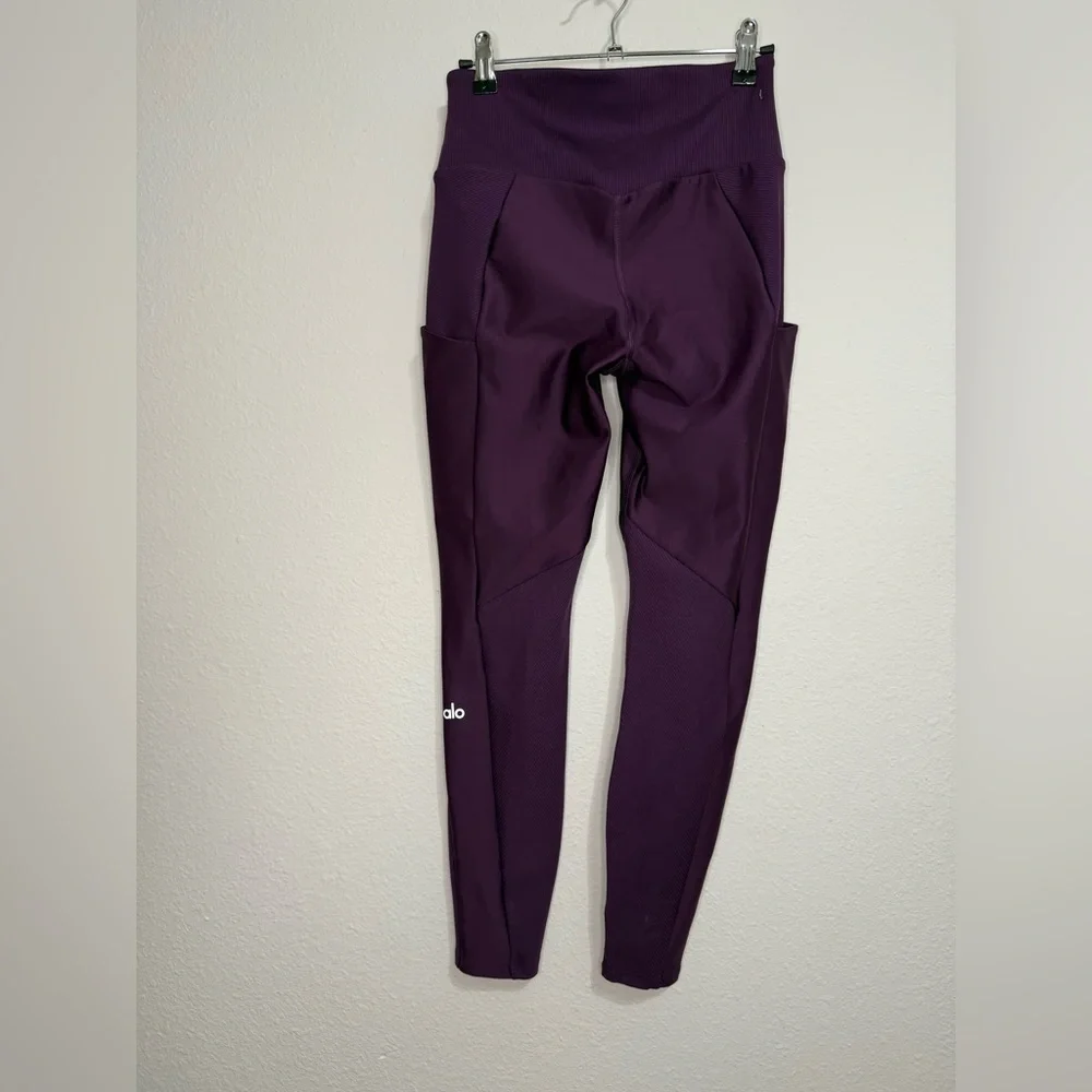 ALO Yoga Ribbed Airlift 7/8 Enchanted Leggings